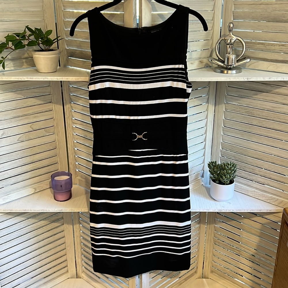 White House Black Market jersey knit dress, size 2